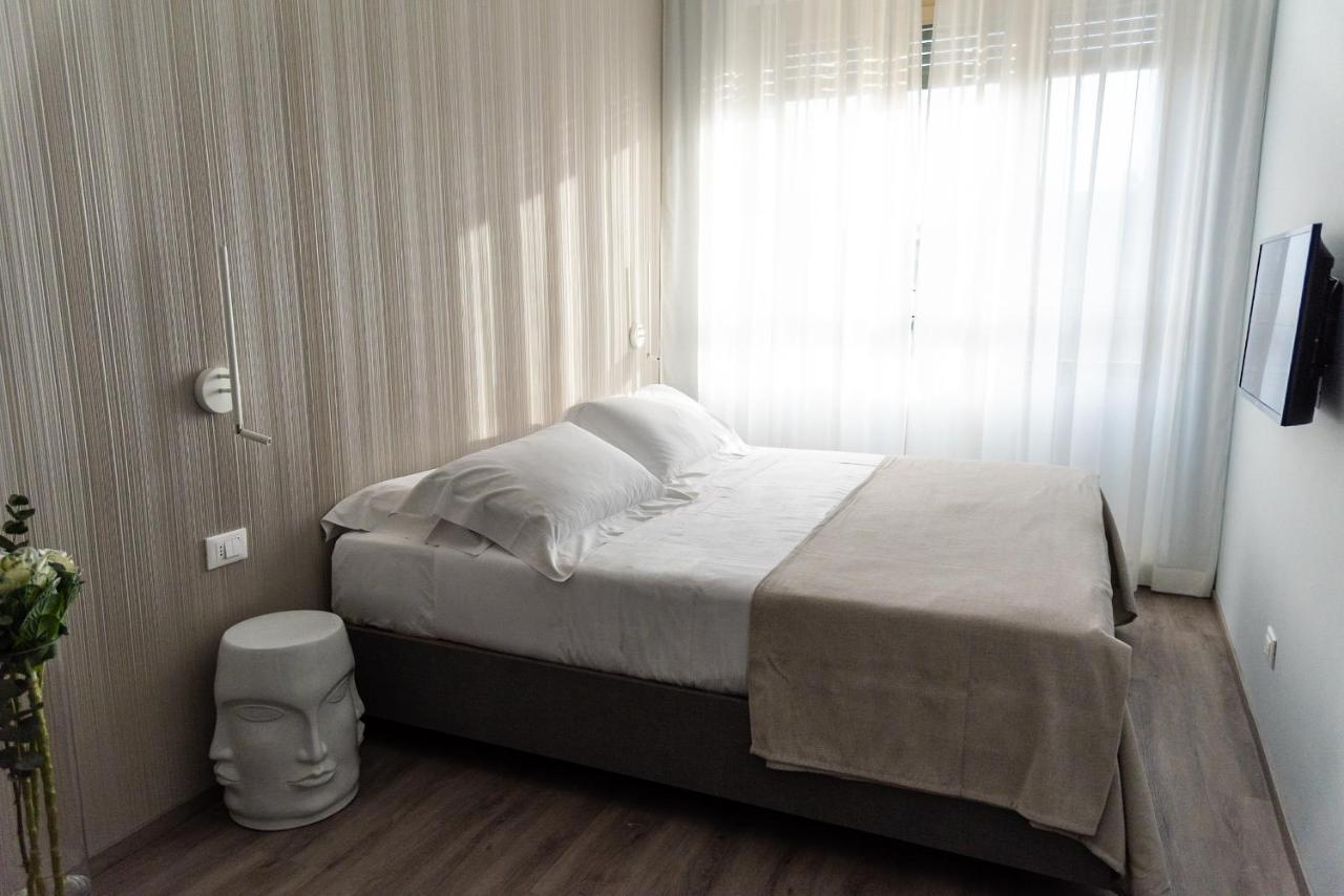 Bob W Ticinese 4* Milan