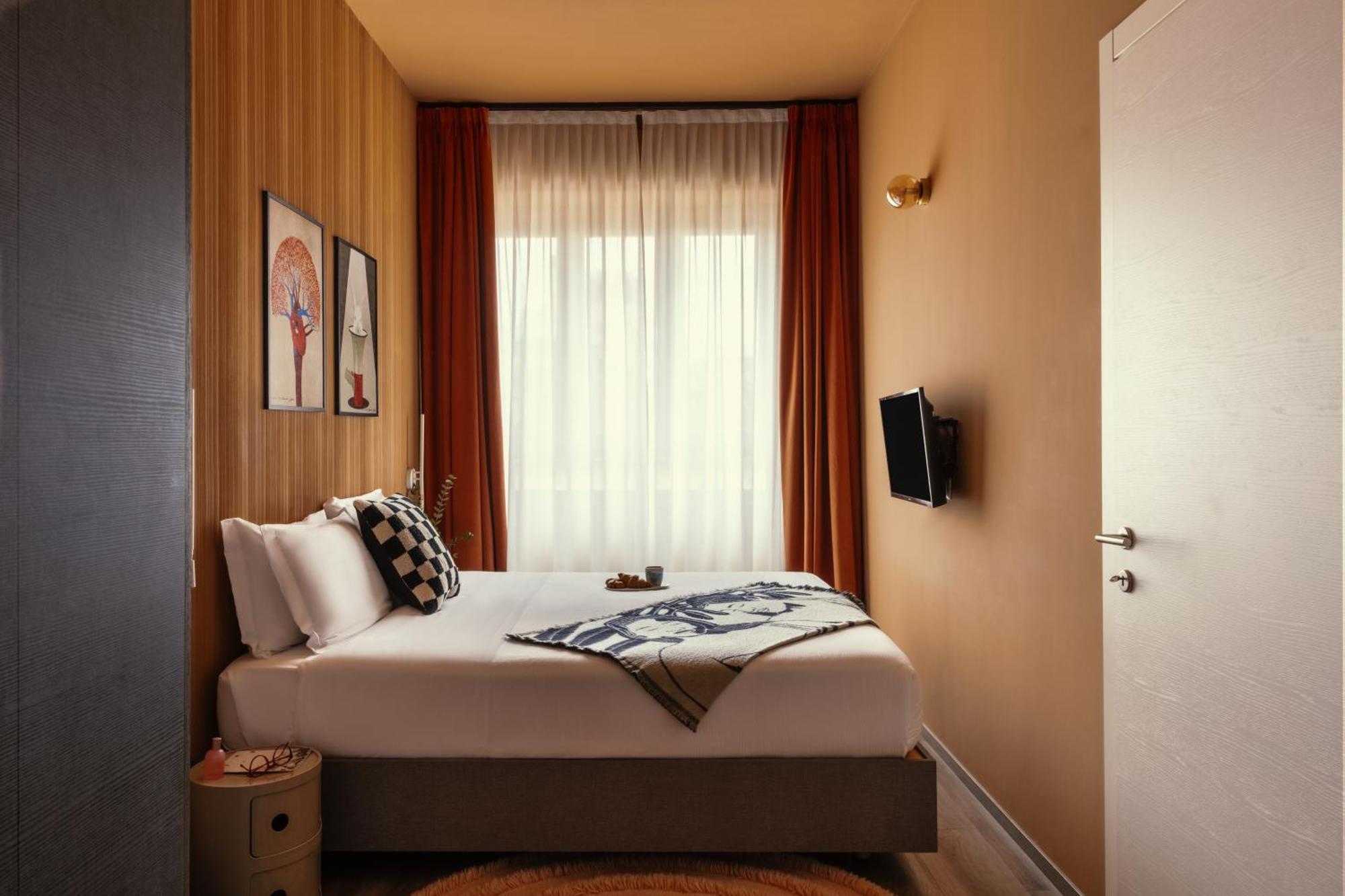 Bob W Ticinese 4* Mailand